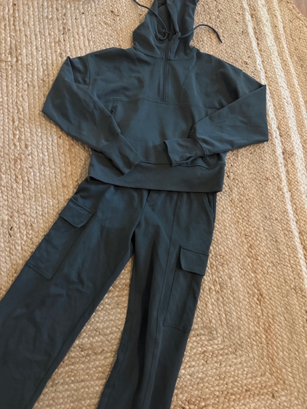 Women’s Dark Green Cargo Jogger Pants - old navy